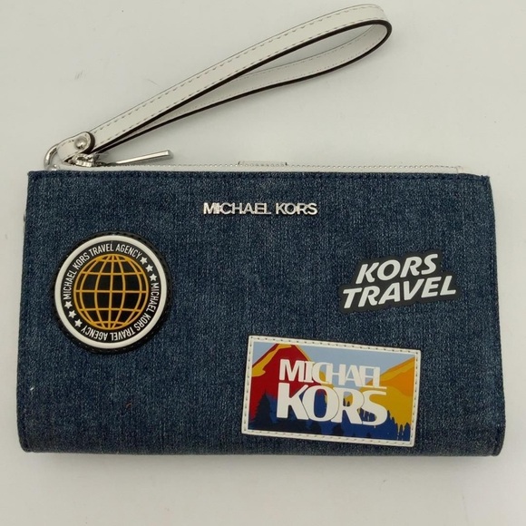 Michael Kors Denim Jet set Wallet with Embellishment NWOT - Picture 1 of 2